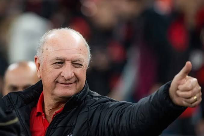 7Rigamonte's tweet photo. O Brasil agora depende do Club Athletico Paranaense para voltar a ser feliz

Está nas mãos deste senhor não deixar o mal dominar esta nação por completo https://t.co/bDhXOrtz8E