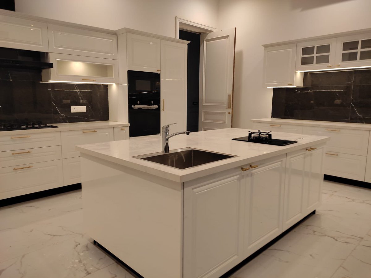 ajeetpgdm10's tweet image. हरे कृष्णा🙏🙏
Today one more premium project completed @ Chattarpur Farm house-Delhi 
For more information call on-09911114980
#modularkitchen #modularkitchenmanufacturer #modularkitchendelhi #modularkitchendealers #modularwardrobe #modularfurniture #modularhome #delhi