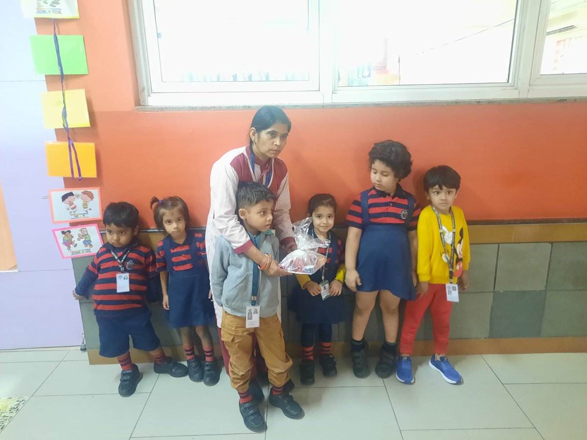 dpsgbn's tweet photo. # diwalicelebration
#diwaliideas
#dpsgbn
#loveall
#schoolgoal
# primaryeducation
#ilovemyschool https://t.co/eEn8jx3D4s
