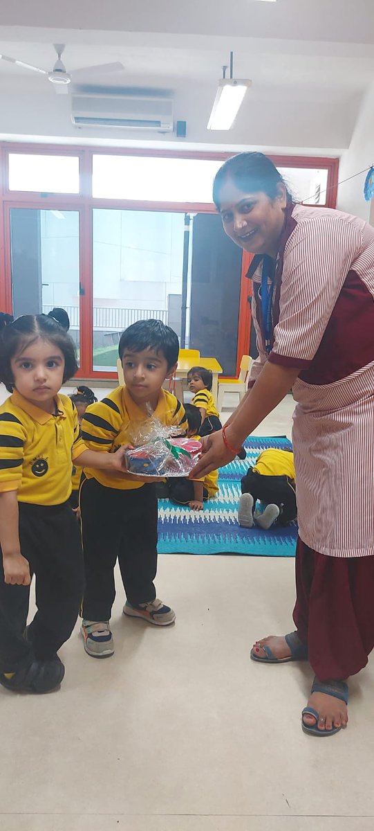 dpsgbn's tweet photo. # diwalicelebration
#diwaliideas
#dpsgbn
#loveall
#schoolgoal
# primaryeducation
#ilovemyschool https://t.co/M7eHK3blAo