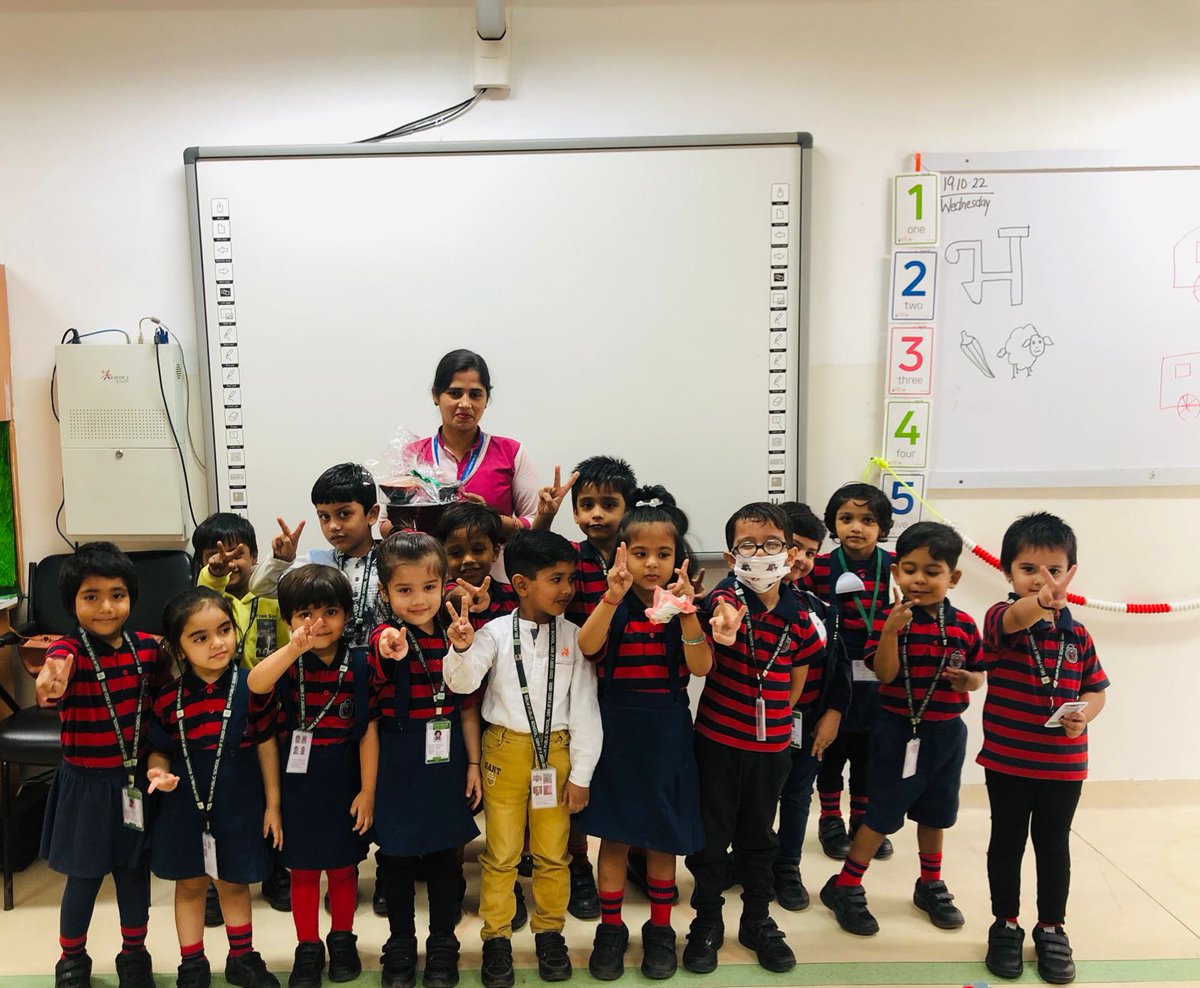 dpsgbn's tweet photo. # diwalicelebration
#diwaliideas
#dpsgbn
#loveall
#schoolgoal
# primaryeducation
#ilovemyschool https://t.co/M7eHK3blAo