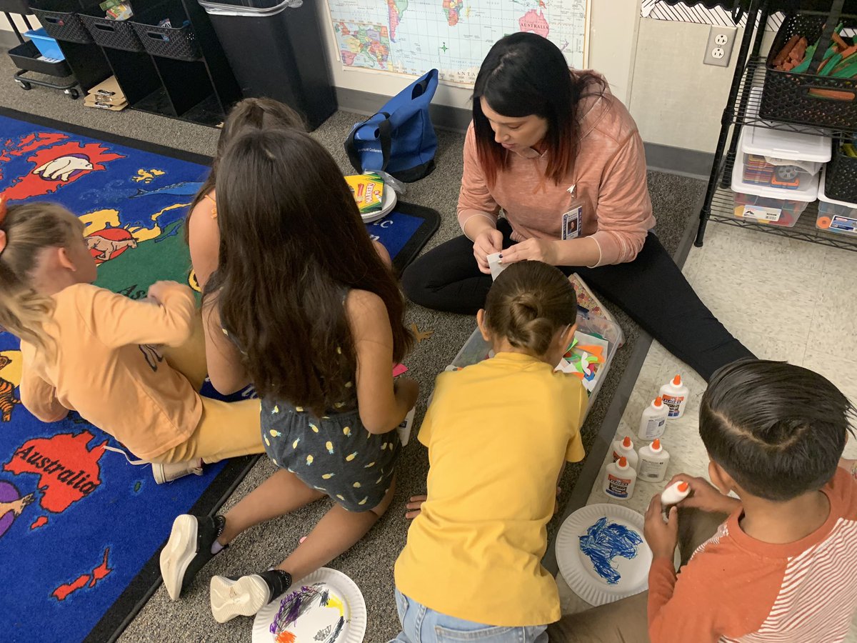 What a great arts integrated lesson <a href="/cannellaVAPA/">Jennifer Cannella</a>! Thank you <a href="/lombardibears/">SCA Lombardi</a> 1st grade teachers for letting us come in to work with your students and integrate the arts! Theatre, science, writing, and art all in one lesson! <a href="/KimSevilla24/">Kimberly Sevilla</a> <a href="/AlyssaWall17/">Alyssa Wall</a> <a href="/BurtonSchools/">Burton Schools</a> #bsdvapa
