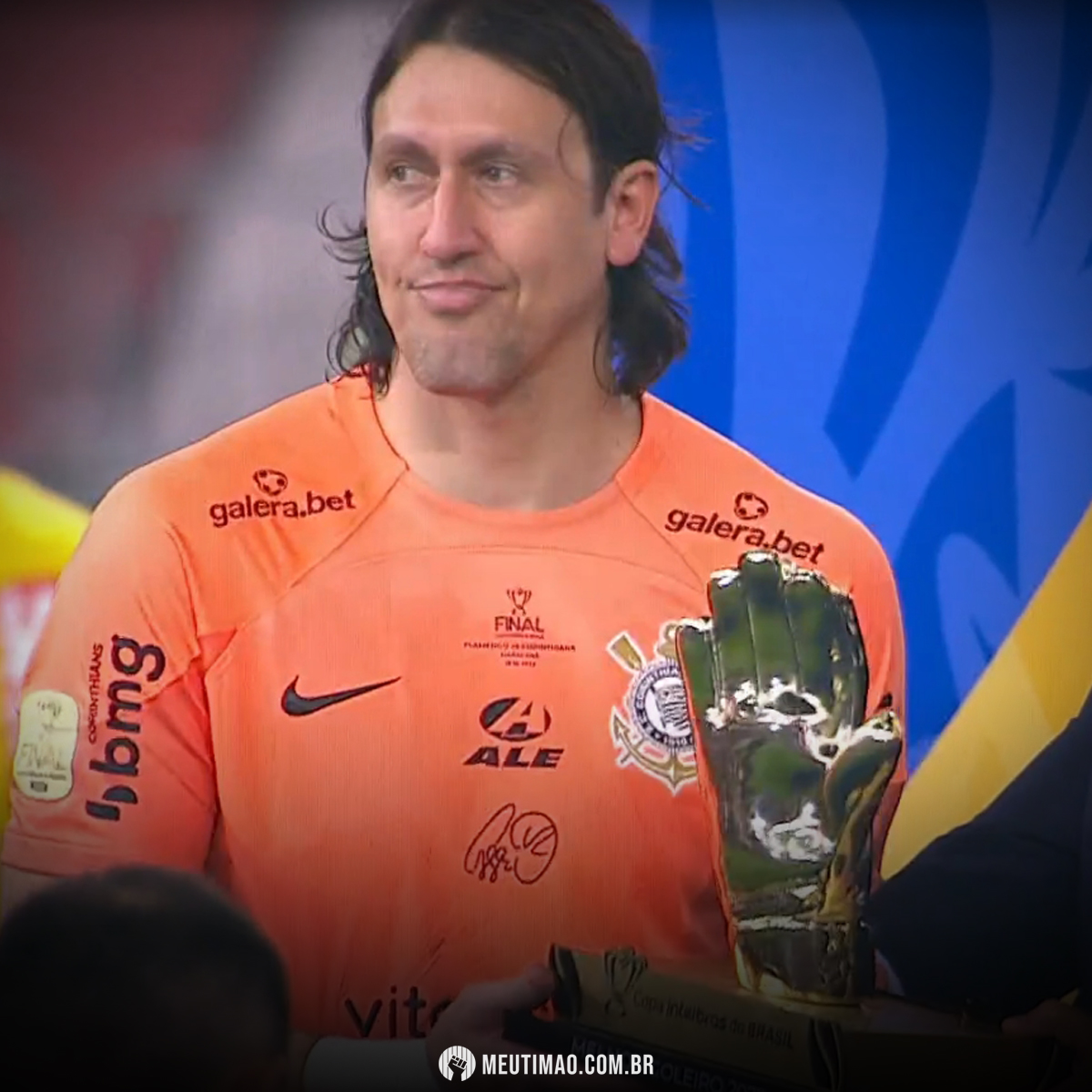 MeuTimao's tweet photo. Cássio foi eleito o melhor goleiro e Giuliano foi o artilheiro da Copa do Brasil. https://t.co/9EvEDq1BEX