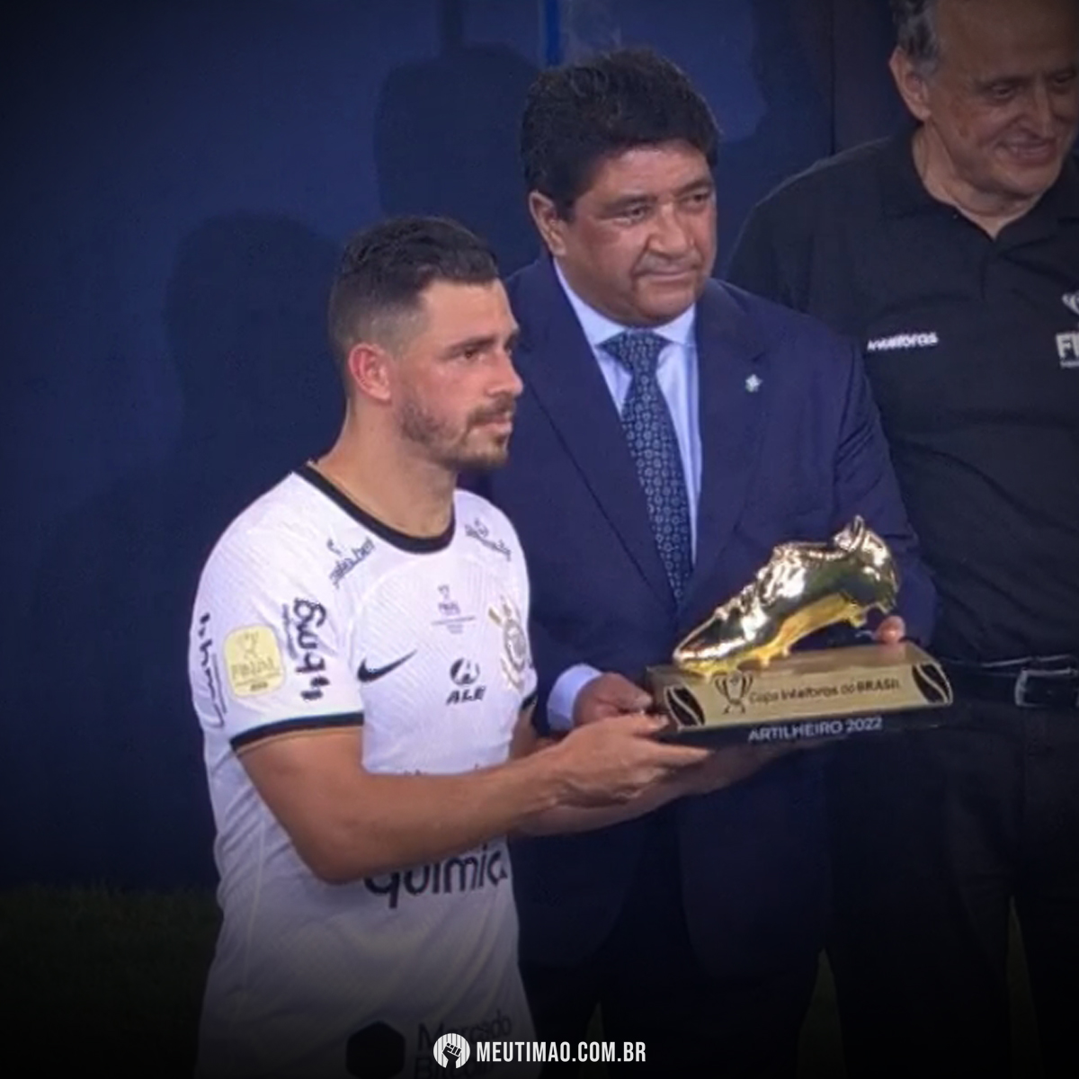 Cássio foi eleito o melhor goleiro e Giuliano foi o artilheiro da Copa do Brasil.