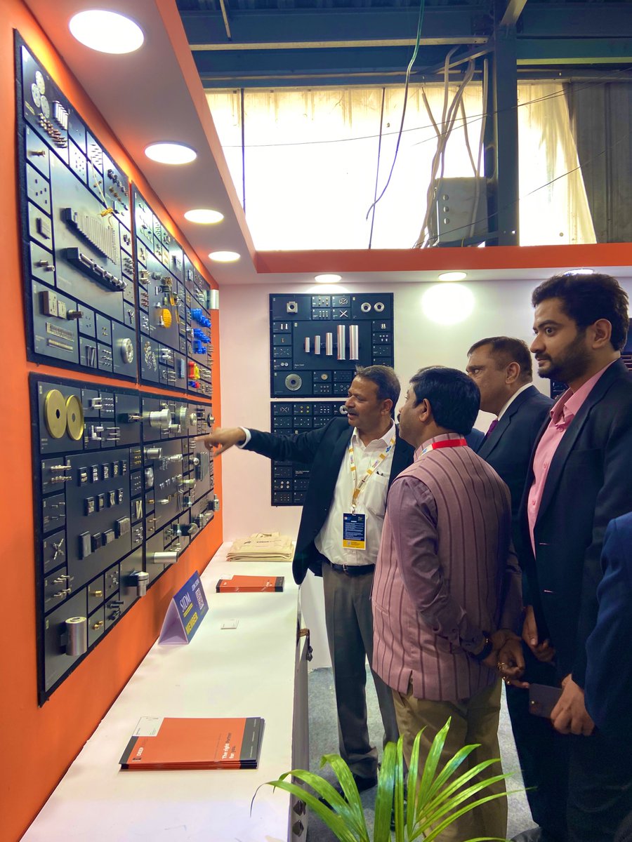 DeepExplo's tweet photo. Today at #DefExpo2022 Deep Explo had the proud privilege to welcome Industrial Development Minister Shri @NandiGuptaBJP ji

#DefExpo2022 https://t.co/dA7kjd8NjF