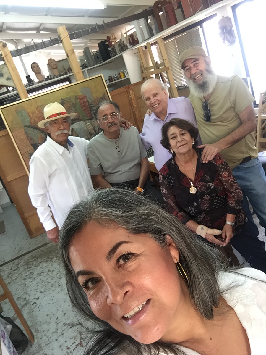 guachabato's tweet photo. Maestros de arte. https://t.co/MjDbuNaqJm