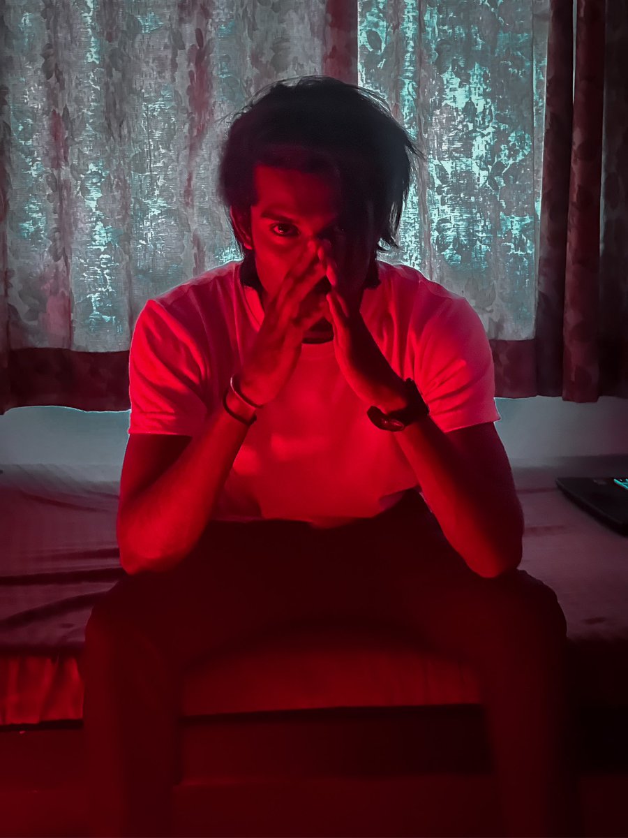 ChalithWicky's tweet photo. I stopped fighting my inner demons. We’re on the same side now. 😈 https://t.co/6nsO70aTpJ