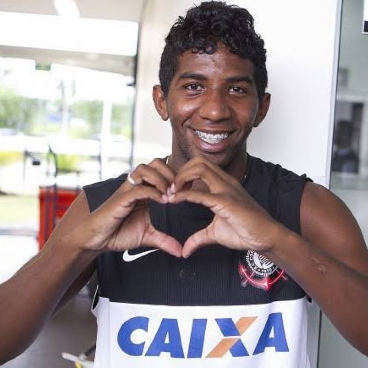 Futiverso's tweet photo. Até a final da libertadores vai ser Rodilindo Corinthiano no meu perfil e fds 🤷🏻♂️
#NewProfilePic #rodilindo #vamosflamengo https://t.co/dtzzo0vwnU