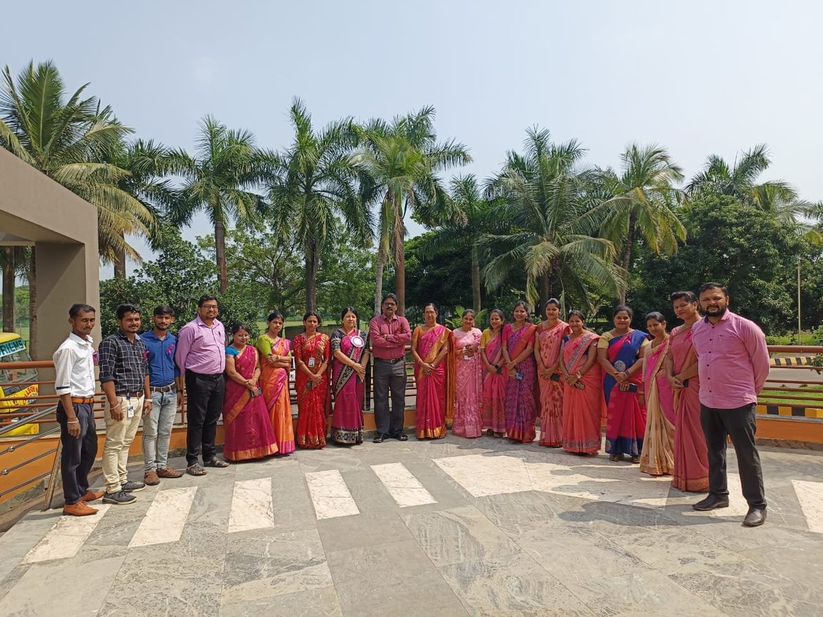 amadriems's tweet photo. Breast Cancer Awareness Programme 2022
Organized by Dept. Of OBG Nursing, DSCN.

Special thanks to:
Dr. Ranajit Kar, Sr. Oncologist, HCG PANDA CANCER HOSPITAL, BBSR.

Filmed by: @mersejoy

Supposed by: @amadriems

#driems #driemsofficial #amadriems

https://t.co/dDF2N7YmXV https://t.co/Rj0Ho3dv3U