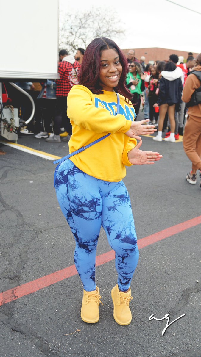 Sigma_GammaRho's tweet photo. We couldn’t possibly forget to end the day off without posting for Pretty Poodle Wednesday🐩!
Check out these lovely pictures of our “GlamoRHOus” Sorors from this past weekend💙💛.
#PrettyPoodleWednesday #GlamorousGammaRho #SGRHO #SigmaGammaRho #ISU26 #ISU25 #ISU24 #ISU23 https://t.co/9aeMPMBQLk