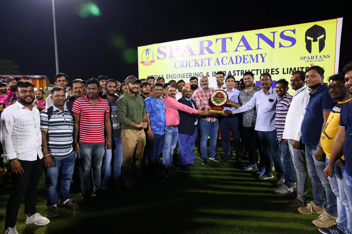 MEIL_Group's tweet image. It was a fantastic end to the 5-day #Sadbhawna Cup #T20 organised by #MEIL &amp;amp; #spartancricketacademy in #Jodhpur. #Judiciary beat #Adm&amp;amp;Police team by 7 #wickets to lift the #cup in a nail-biting finish. #Congratulations to the #winners.
