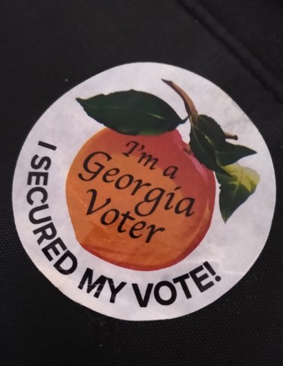 Pauline76318996's tweet photo. @EBraeden I got my vote in today!
#VoteBlueToProtectWomen
#votetosavesocialsecurity
#VoteBlueToSaveDemocracy
#VoteBlueDownBallot https://t.co/NbQMoZKbtn