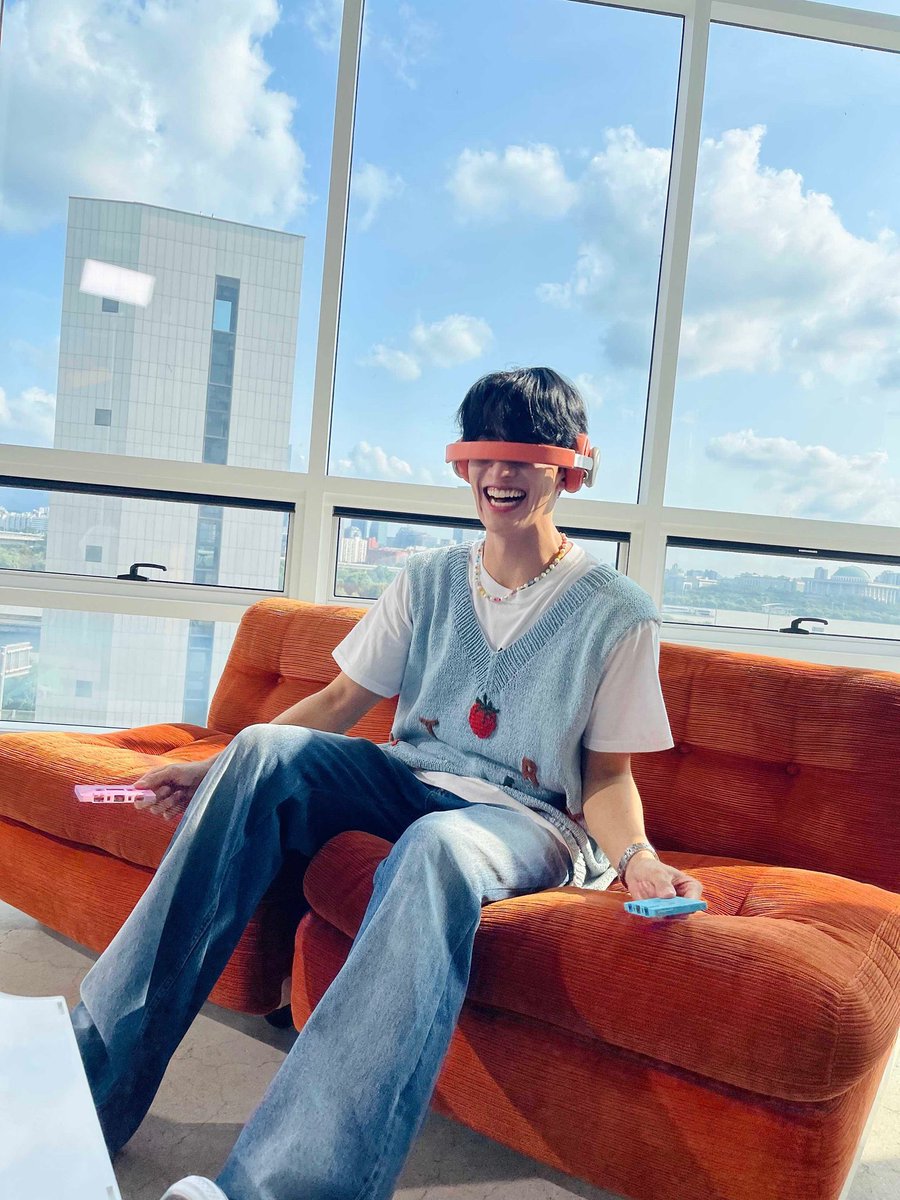 2023년 세븐틴 도겸의 생일카페를 
천안에서 진행할 예정입니다😊
특전 수량 조사를 위해 설문조사를 진행하니
많은 참여 부탁드려요🫶🏻

#RT 추첨 한분께 생일카페 특전을 드립니다

naver.me/52hOK5v6