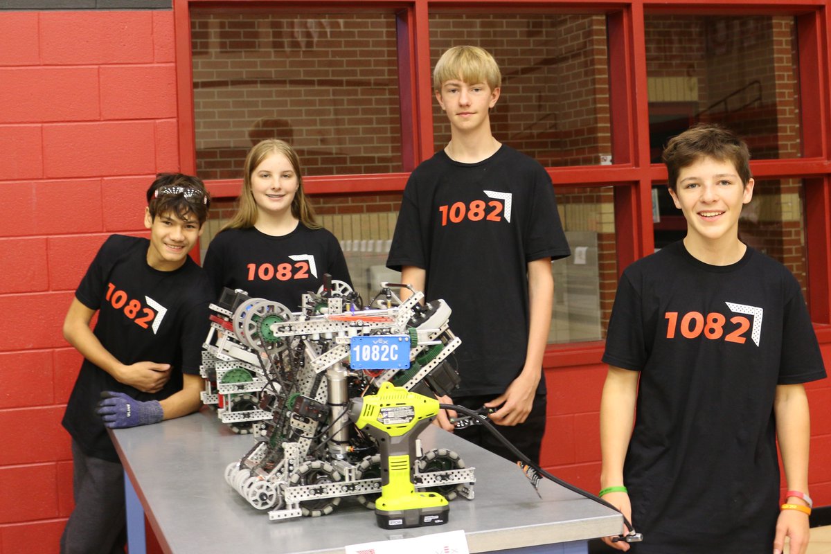 lovejoyrobotics's tweet photo. Congrats to #1082S - Socially Awkward Nerds - for Ranking 14th in Qualifications AND for winning the INNOVATE AWARD! This young team has worked SO hard to earn this. We are beyond excited and proud! #LovejoyRobotics #OneHeartOneLovejoy #BestTodayBetterTomorrow #ForTheLoveOfBots https://t.co/CAuR5OLsp8