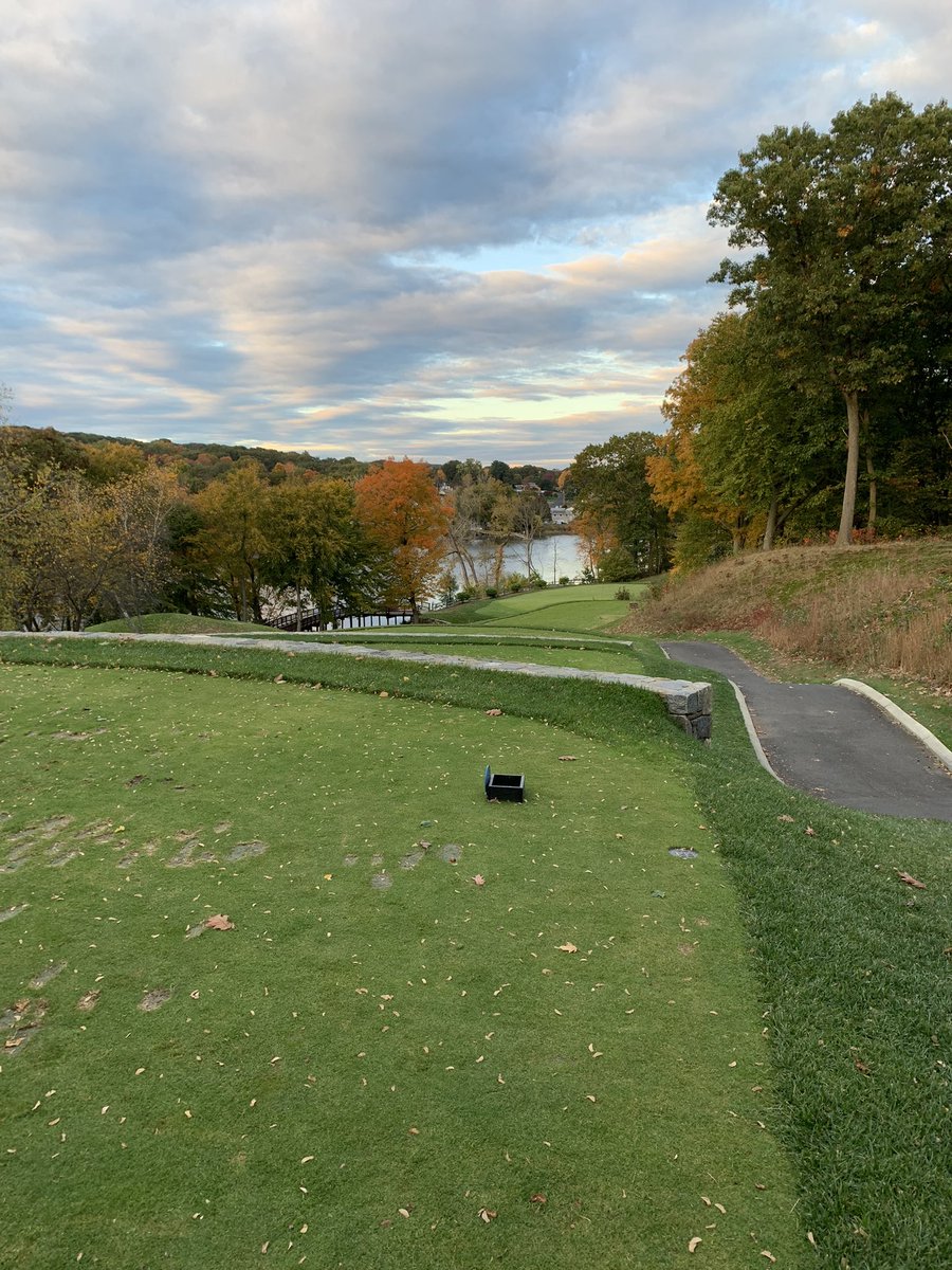 ChrisTurlik's tweet photo. Fantastic afternoon and round of golf with @alexturlik @GreatRiver_Golf. Fantastic course and greens are in amazing condition. Looking forward to my next visit @muckhartgolf https://t.co/ifDSZi4VR8