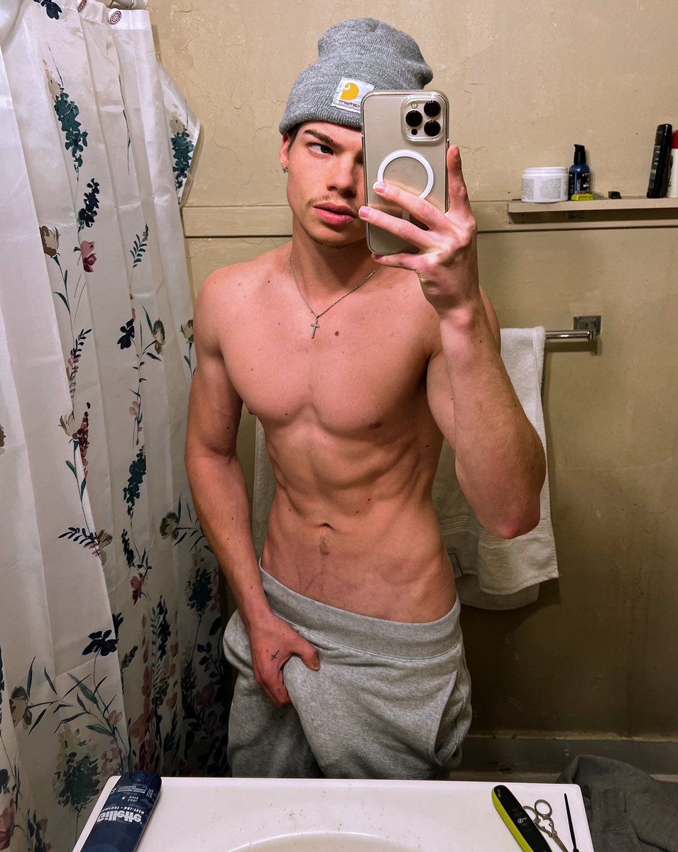 gamewithdylan's tweet photo. Ready for some extra cardio tonight https://t.co/PKh7lLtzCx