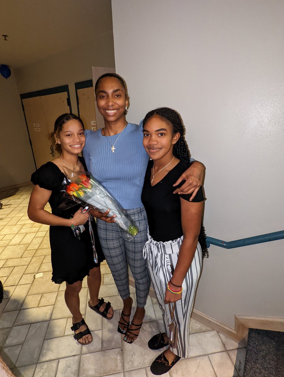 A week full of wins💃! Congrats @StovallZaadiyah!
✔️ Nat'l Honor Society Inductee📚
✔️ Passed Certified EKG Tech exam🫀⚕️ 
✔️Begins final season as a lettered  🚀of <a href="/GirlsJudson/">Judson Girls’ Basketball</a> 🏀 @MendozaRocket97
#DoingitallforHim ☝🏾🙌🏾