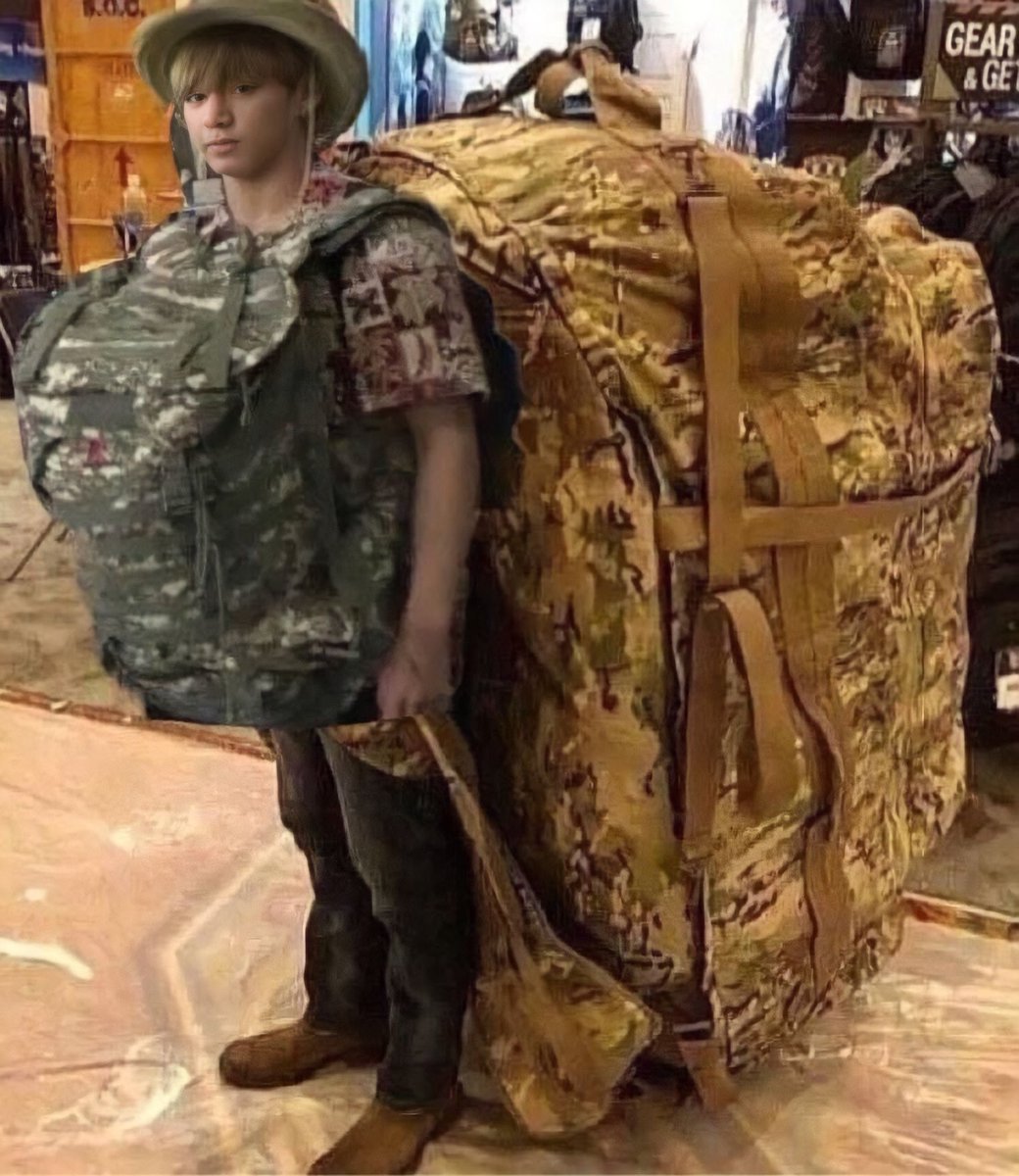 btsdaily77's tweet image. Jungkook when preparing to enlist: