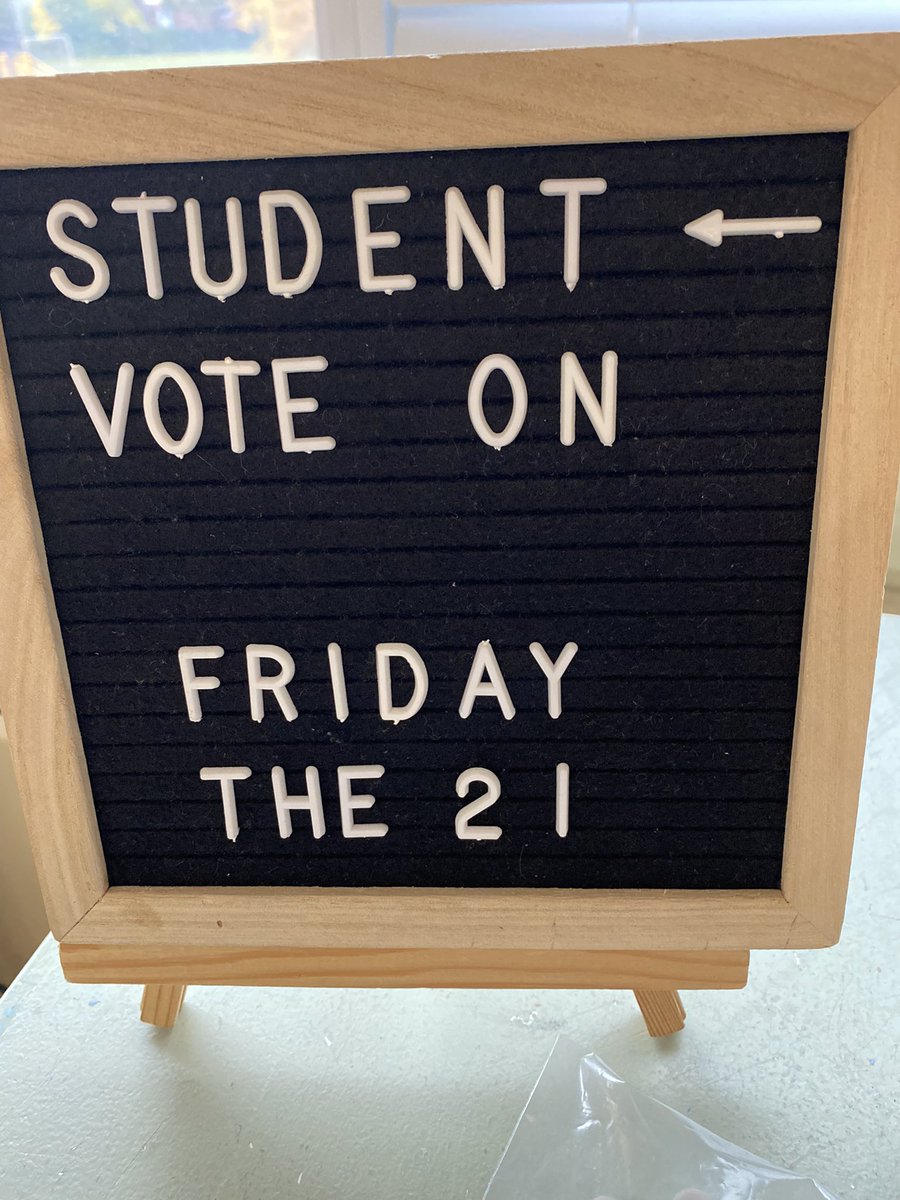 Natalie__Currie's tweet photo. Our class is excited to host @mountsfieldps @CIVIX_Canada #StudentVote2022 this Friday. Exploring our candidates and learning the role of our #TVDSBTrustees #StudentVoice https://t.co/HyLHVJIeVt