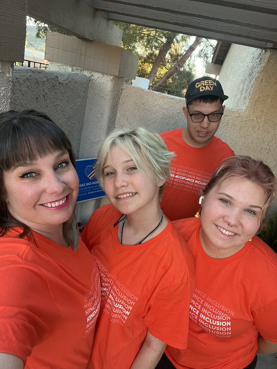 coach_sammi_APE's tweet photo. Twinsies!!! Love my kiddos! We practice UNITY DAY everyday! They have no problem accepting everyone, showing kindness, and being inclusive…unless you’re their sibling… just kidding! 😜
We have to practice what we preach!🧡🧡🧡
#CVUSDUnityDay #InclusionRevolution https://t.co/m8UGz4slAO