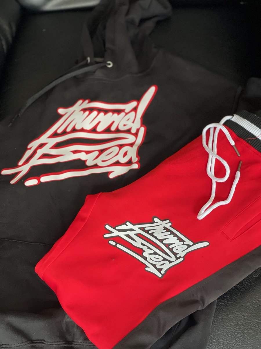 BreadOvaComfort's tweet photo. Check out my new clothing line #ThurrelBred DM me for purchase https://t.co/5WUQYXoUTt