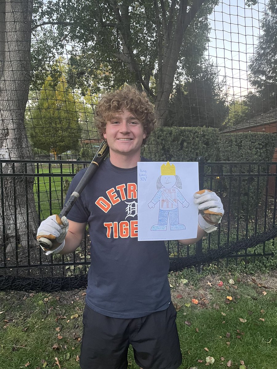 cole_chinnock's tweet photo. This is me and my #flatabsolute of Louis XIV. I took him to hit batting practice with me today. This project was for my AP European History class. @coachfossoh https://t.co/oL2y5K8UK2