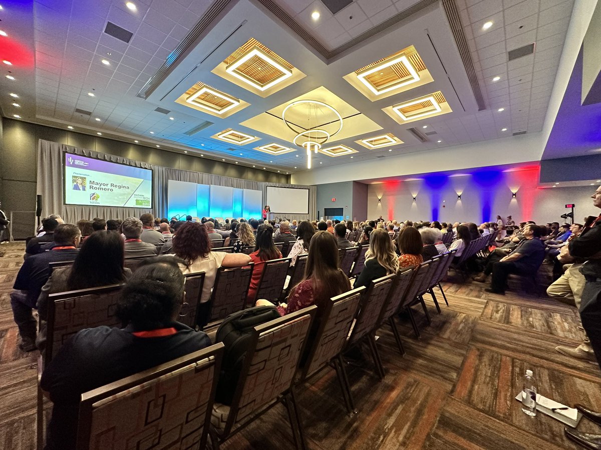 hvchiordi's tweet photo. Such a great opportunity to attend the #TucsonTechExpo, hosted by the @aztechcouncil this afternoon! It’s always heartening to see Tucson businesses in action, &amp; to hear why Pima County-Tucson is a great place for business. 

#SiliconDesert #AZTC #Tucson #OnePimaCounty #EconDev https://t.co/dHIAhxND1K