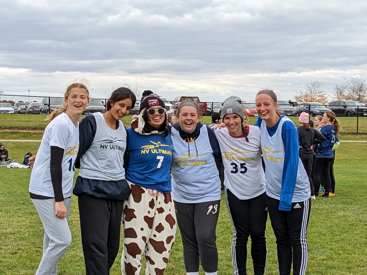 IL_Ultimate's tweet photo. Look out for your fellow cow-friend.
It is udderly imperative.
I'm sorry, I'm tired, very tired.
#createabettercomment
#cowment
#ihadto
#windycityinvite22
#spooktober
#falltimate
#girlsultimatemovement
@eNVyulti
@nvultimate
@USAUltimate https://t.co/sEcsdk8QEz