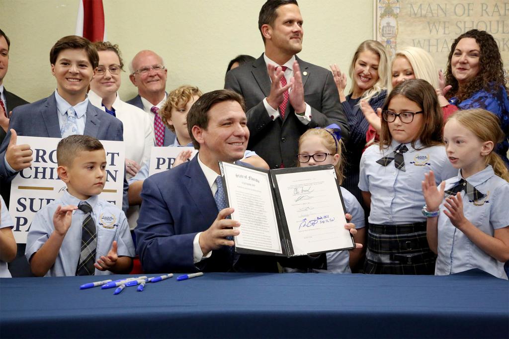 nypost's tweet photo. Florida schools ordered to provide bathrooms separated by biological sex https://t.co/3s2kXbFAdL https://t.co/SZFg3kWtU8