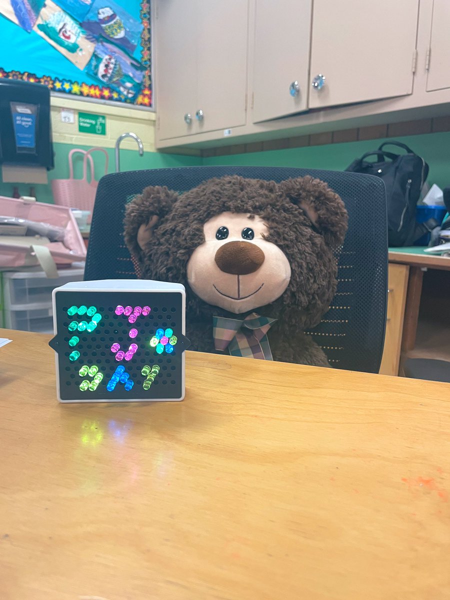 “Mr. Ted is sitting in your seat, Mme George!” 🥰