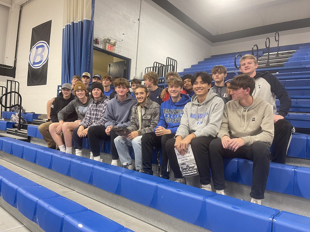 Soccer_BHS's tweet photo. Boys varsity out in full force tonight supporting @BHSgirlsvball in their @OHSAASports Playoff Opener. 

Good luck ladies!!!

#GoBigBlue #Community https://t.co/HbsIhqxMBt