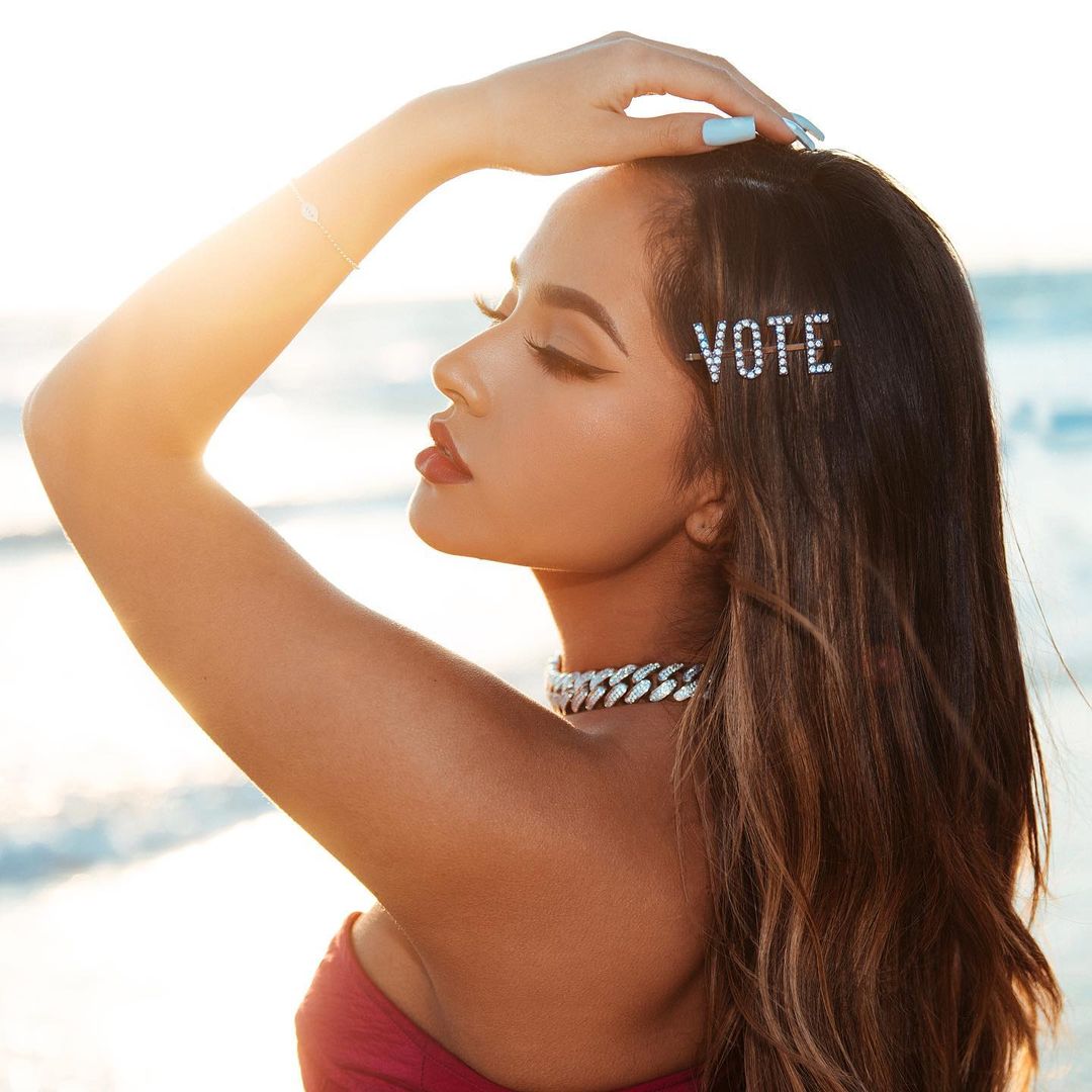 StarringBeckyG's tweet photo. Make sure you guys are registered and ready to vote💙 #BeckyG https://t.co/1P6GUyEefW