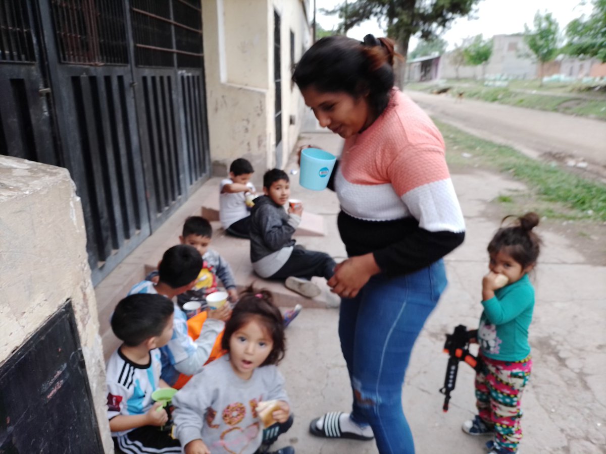 EstefiEnd's tweet photo. Los dispositivos en territorio d Abordaje, Articulación y Fortalecimiento Comunitario desarrollaron la actividad deportiva, acompañada dla merienda brindada x la comunidad 
#TapaSanCayetanoVillaAlem
#SecretariaPoliticasIntegralesSobreAdicciones
#MinisteriodeDesarrolloSocial https://t.co/Jkq0srPjgA