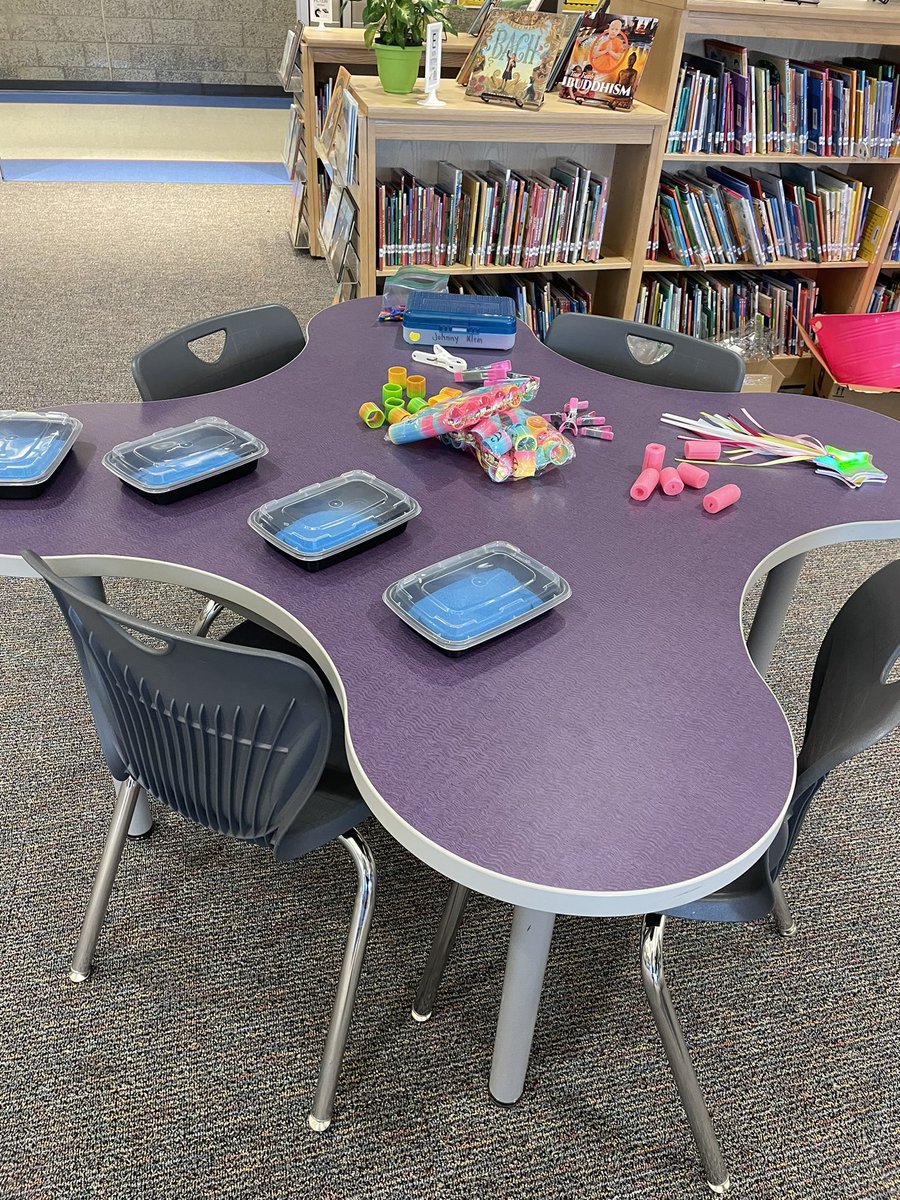 MrsTarynBrinlee's tweet image. All You Can Teach Buffet will definitely become a tradition at @CRE_Cardinals! We are so lucky to have @jkleindre as our IM. Her impressive knowledge + easy to understand delivery is spectacular! Ts walked away with actionable ideas &amp;amp; the supplies too! #CREateLeaders #CREteach