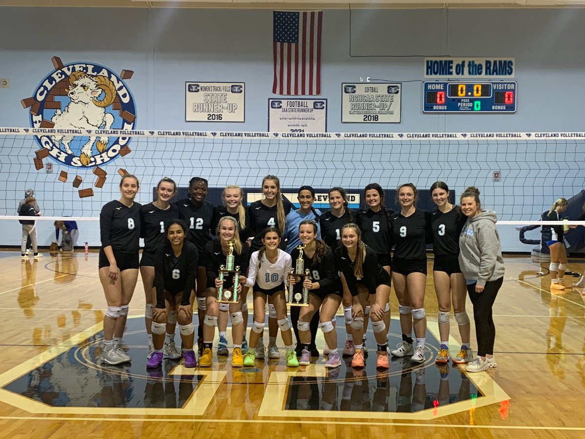 ClevelandHighS1's tweet photo. We are honored to present to you the 2022-2023 Women's Varsity Volleyball Conference Champions and the 2022-2023 Women's Varsity Volleyball Conference Tournament Champions!!! Congratulations!!!  Very are so proud of you!!! #clevelandproud https://t.co/0EqkAKnF6t