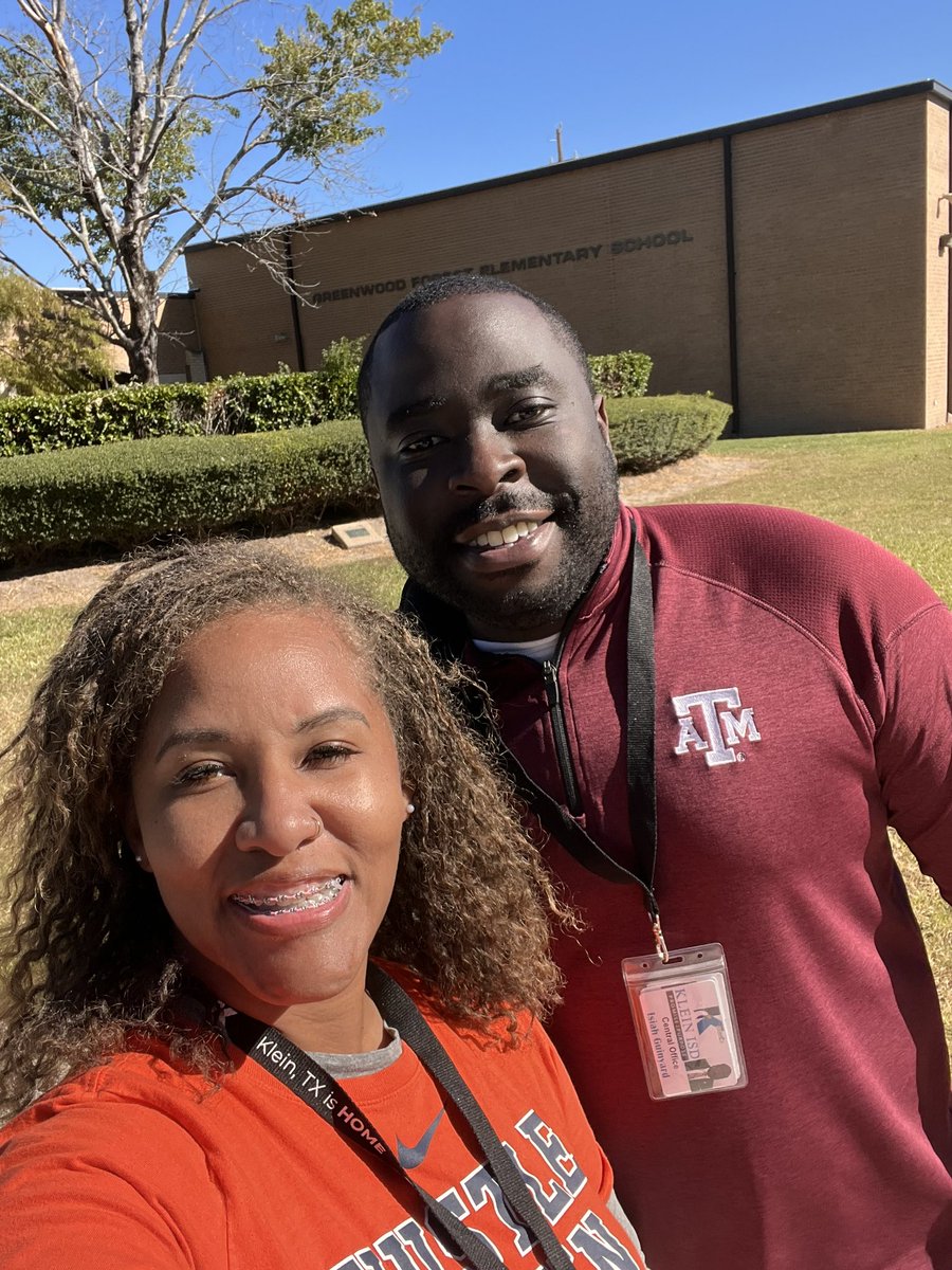 Math_is_my_jam's tweet photo. I found @mistergee21 at @GreenwoodKISD today! Always awesome seeing you! https://t.co/JsHh7kGRq1