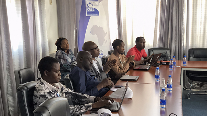 CregCenter's tweet photo. [ #OngoingEvent ]
En prélude à l'atelier de construction de son nouveau #Profil #NTA, le #Senegal bénéficie de l'appui du CREG pour l'écriture des rapports #DDMI des régions de Kaolack, Thiès, Dakar et Diourbel du 18 au 20 Octobre 2022.
#cregcenter #NTAccounts #Kebetu https://t.co/mzZ0ZmwUMB