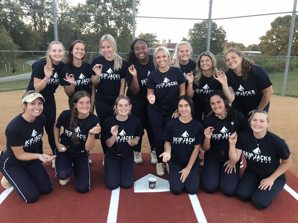 ElzeyMatt's tweet photo. The girls were taught the lesson of โThe Coffee Beanโ Itโs not just about playing softball itโs also about developing successful people! #skipjacks #skipjacksoftball #fastpitch #rolljacks #chesapeakecollege https://t.co/b2xOLlfFTq