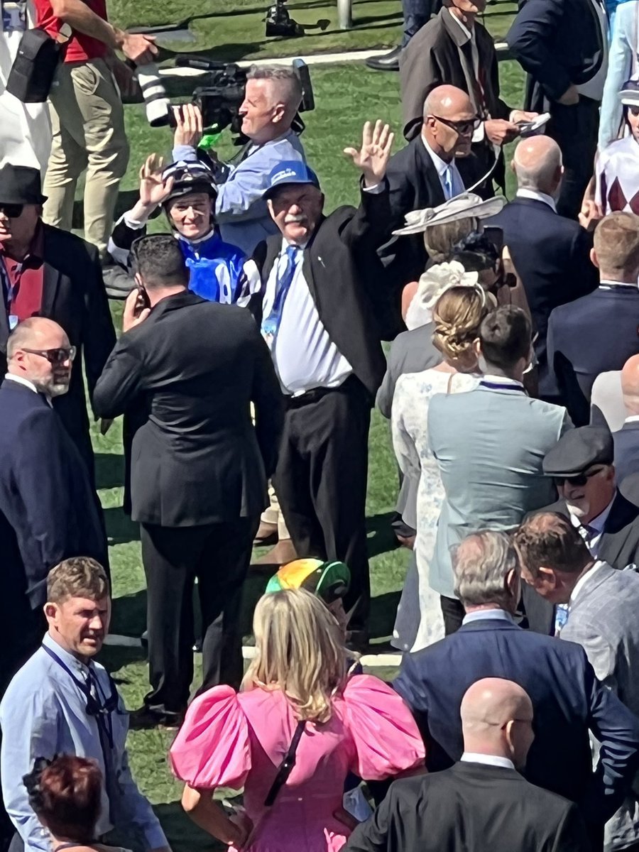 Give us a wave Tommy from the Theatre Of the horse let’s go all Australian Bloodstock horses.