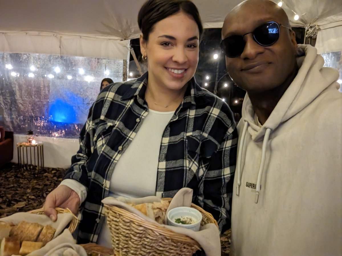 Vyyyper's tweet photo. HUGE Shout-out to the servers at #AutoCamp !! #pixel7pro @Googlepixel_US #TeamPixel #Giftfromgoogle #CampPixel #ad https://t.co/wiFLGNaTHJ