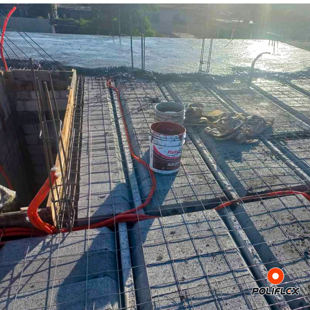 poliflex's tweet photo. ¡Instalaciones eléctricas seguras en Cuernavaca!
Nuestros amigos de Ferelectric nos comparten su trabajo donde aplican nuestro Poliflex Naranja.
#Obra #Electricistas #Poliflex #InstalacionesEléctricas #Canalización https://t.co/UiNigYL6ca