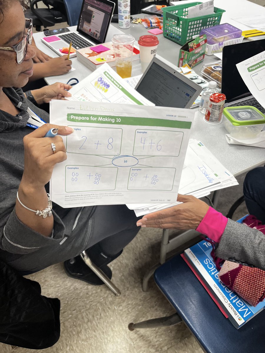 SheriReidWilli1's tweet photo. Great instruction starts with great planning! #LeadHerron #MathStrong #Models @IFLeeland_PGCPS https://t.co/sn7mHkIsc3