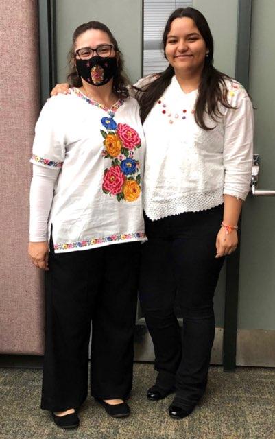 ECHSinCFBISD's tweet photo. @CFBISD @CFB_ECHS_PTSA TWIN day between staff and students! #UpfortheChallengeECHS #ECHSworkethic https://t.co/I8OD92CwKO