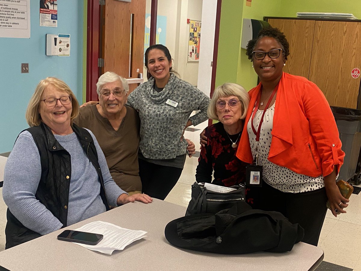 MtVernonMiddle's tweet photo. Strong Community and Parent Partnerships empower our students to become Strong Leaders.  We are the MAVS-Model, Achievement, Value, &amp; Safety.  @RangelMariarosa @seydric7 @footesie @WakeSchCounslor @And_Johnson1 #RaleighWomensClub #InterfaithFoodShuttle https://t.co/rbI3UoSZm9
