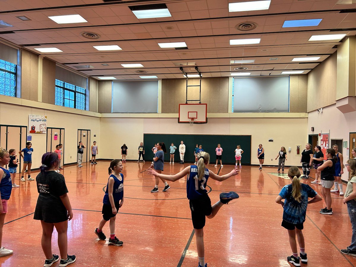 Ellwood City Girls Basketball tweet media