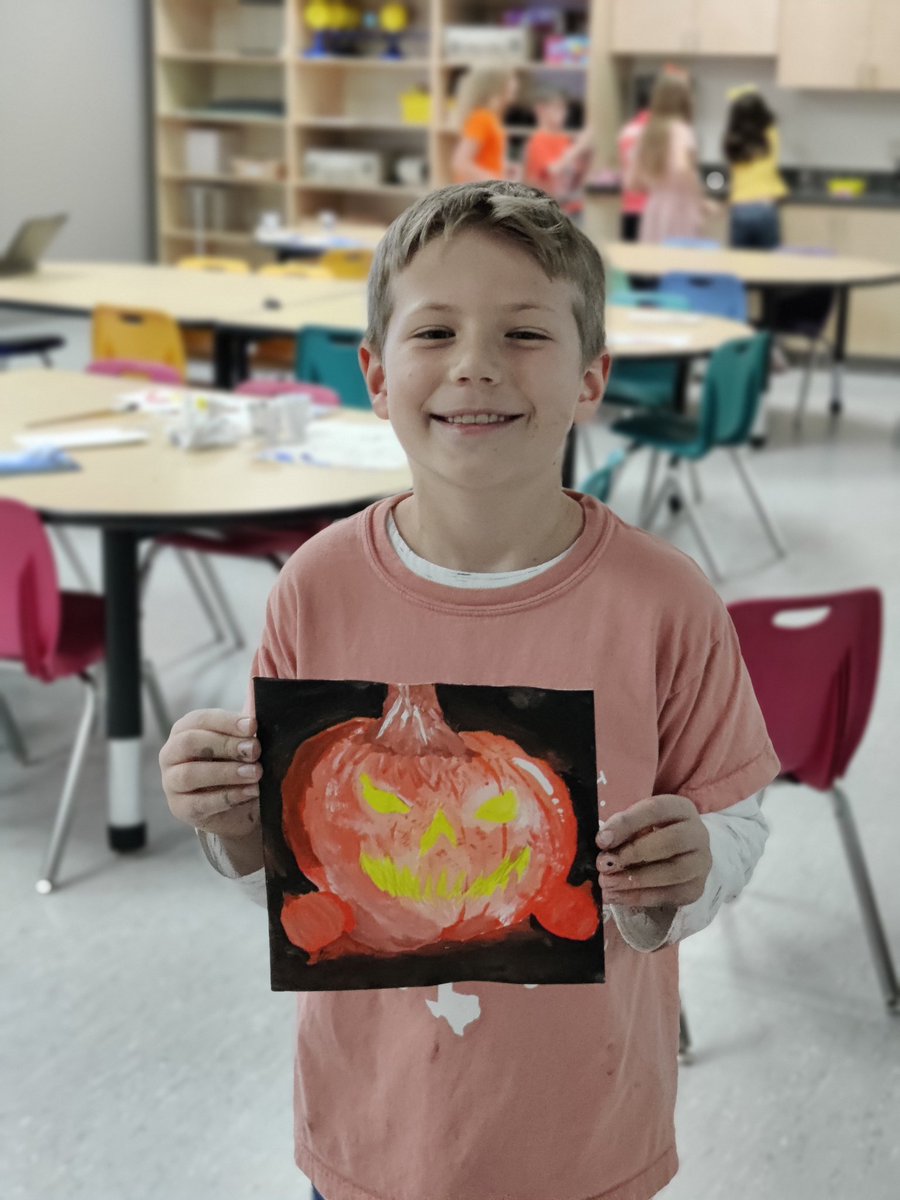 Jones_3D_ART's tweet photo. Super excited about this 4th grade art integrated science lesson. It has been amazing to get to work with Ms. Garcia and Mr. Zelaya! Students are creating monochromatic paintings with a circuit on the back so that their painting lights up. Literally shining bright 🙂🌟#TurnItUp https://t.co/UchRNjoJYp