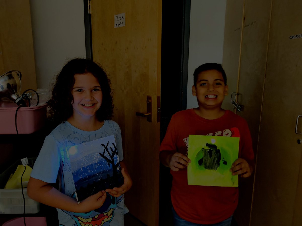 Jones_3D_ART's tweet photo. Super excited about this 4th grade art integrated science lesson. It has been amazing to get to work with Ms. Garcia and Mr. Zelaya! Students are creating monochromatic paintings with a circuit on the back so that their painting lights up. Literally shining bright 🙂🌟#TurnItUp https://t.co/UchRNjoJYp