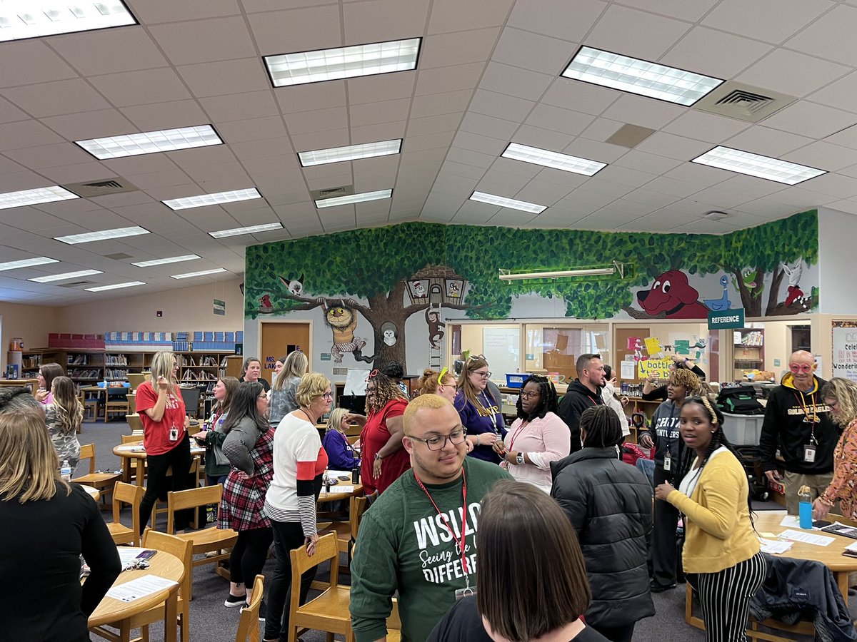 PCS_AVID's tweet image. @CSECardinals put on their Rigor glasses today!! #AVIDmindset