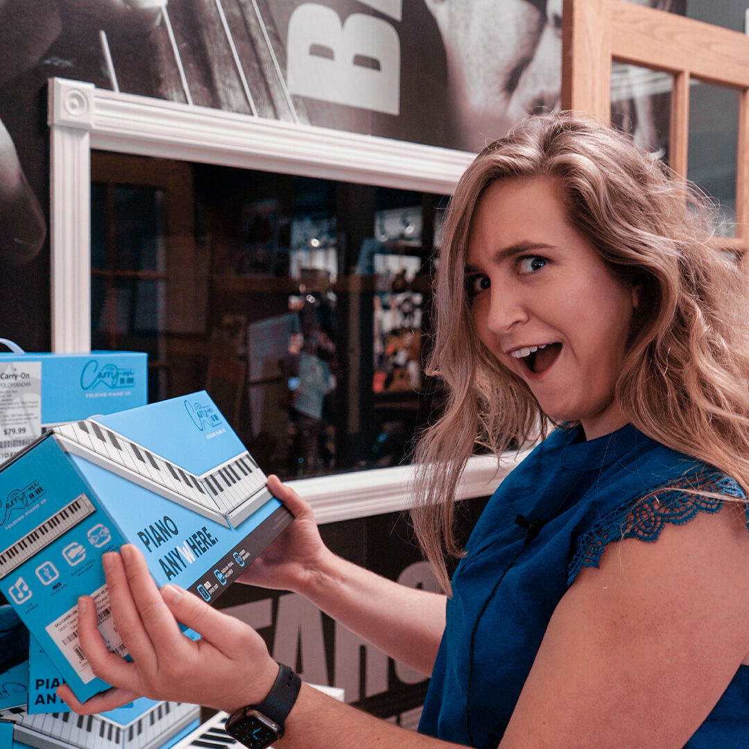 Have keys, will travel - with the Carry-On 49 key folding piano!
Check out the full unboxing over on our YouTube channel: youtu.be/e1fj7OmgLR0