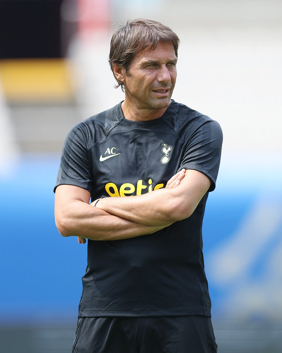 Veezus_za's tweet photo. I've seen quite a few managers at Tottenham but he is the perfect manager for now and hopefully for three or four more years cause no manager can do what he will do at Tottenham win or lose i stick by him💙 #COYS #THFC #Conte https://t.co/wovmqlT5WW